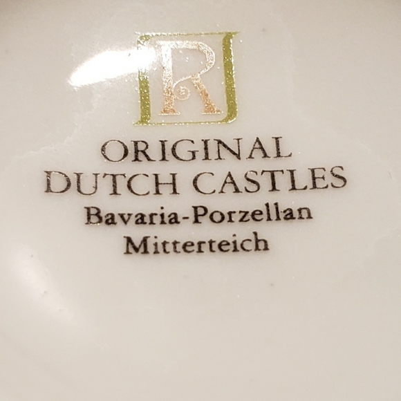 Bavarian made porcelain cup/saucer sets (2) of original Dutch castles. - Picture 6 of 8